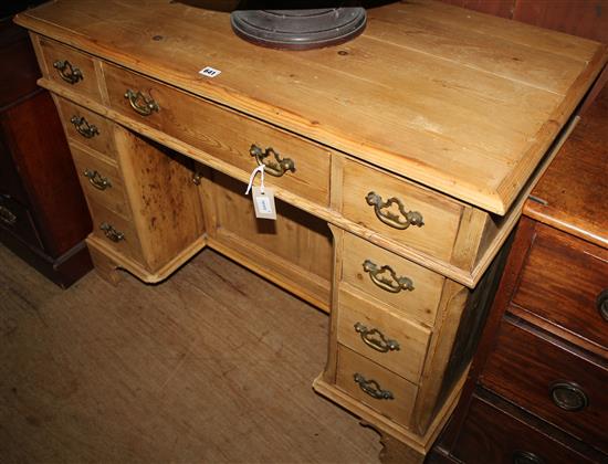 Pine pedestal desk